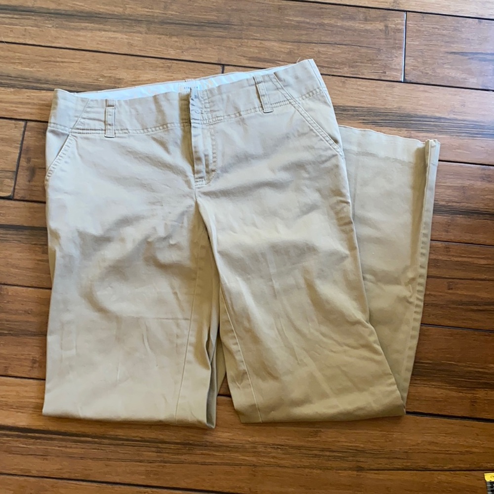 Old navy khaki pants
